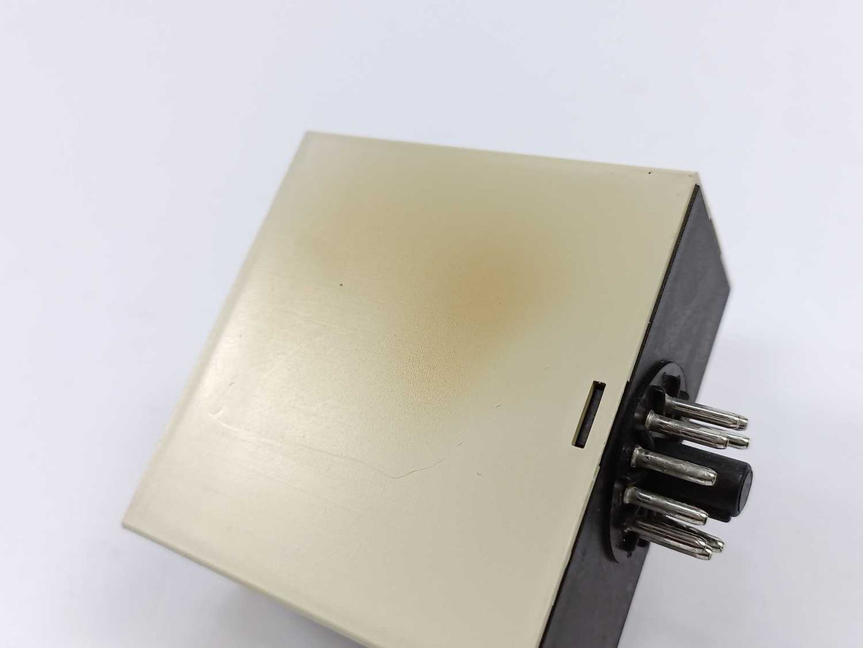 C-mac RL11F-2-1-230 Level Control Relay