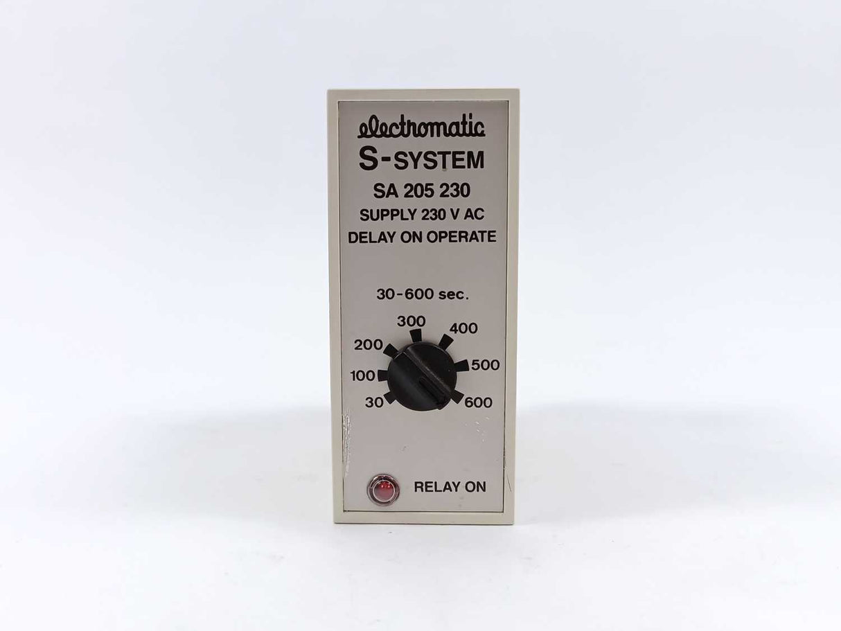 Electromatic SA 205 230 30-600 sec. 230 VAC Relay. Delay on Operate