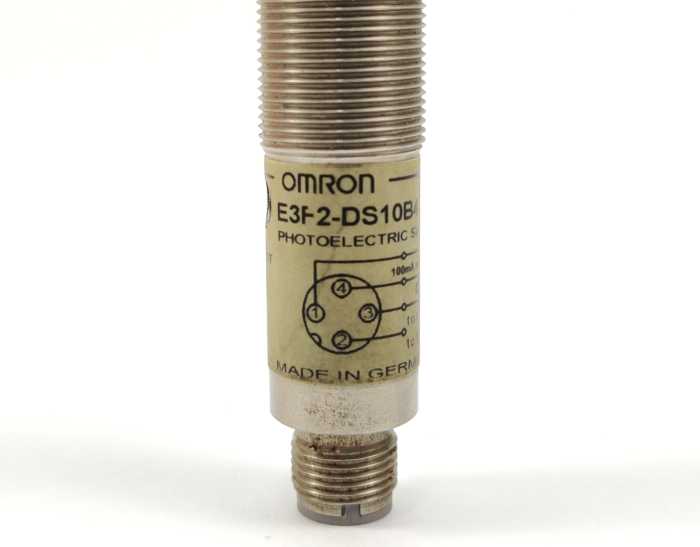OMRON E3F2-DS10B4-M1-S Photoelectric Sensors