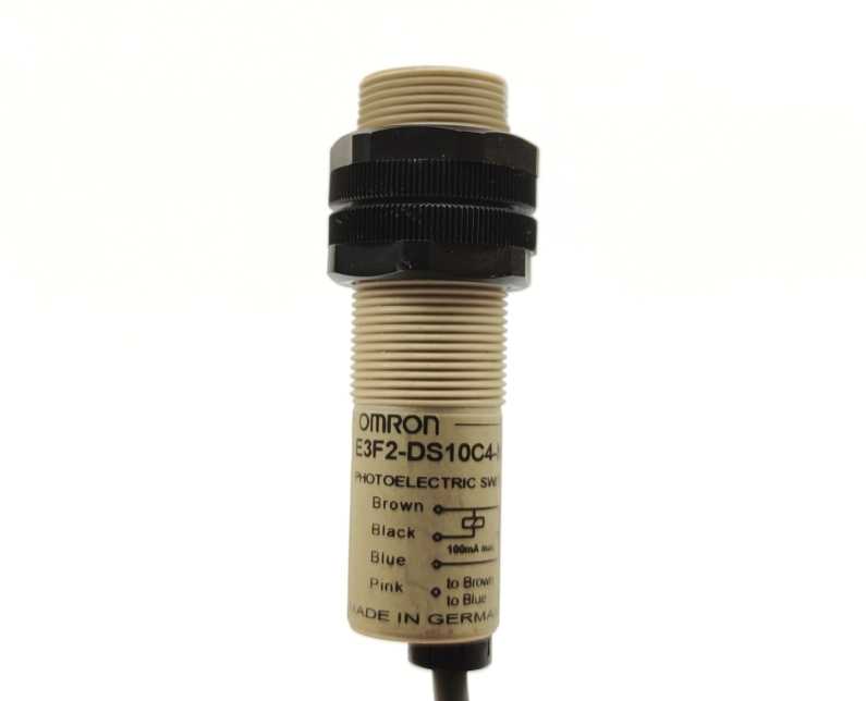 OMRON E3F2-DS10C4-N Photoelectric Sensor