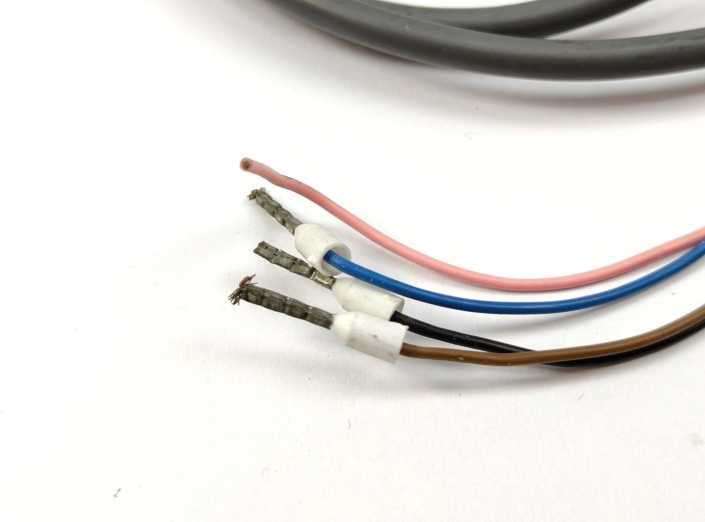 OMRON E3F2-DS10C4-N Photoelectric Sensor