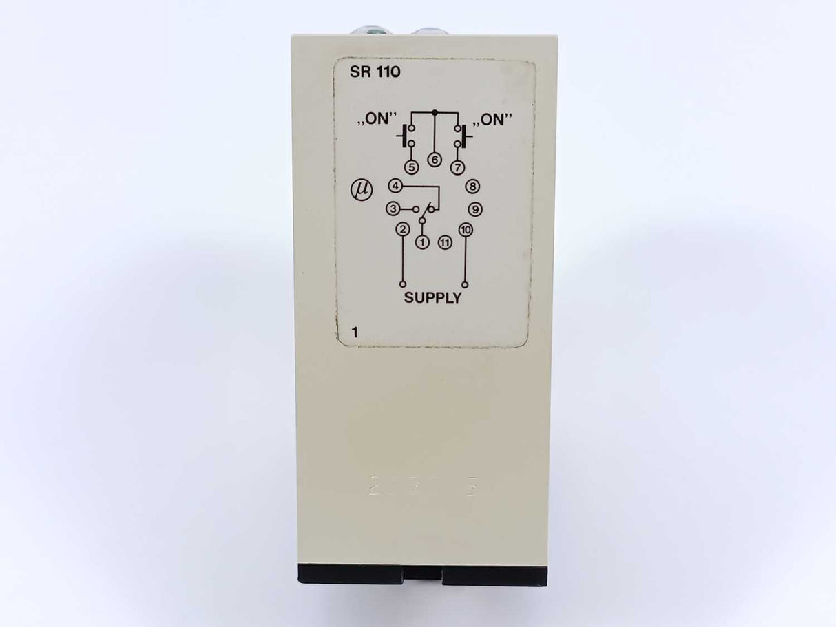 Electromatic SR 110 230 Machine Operator Safeguard 230 VAC