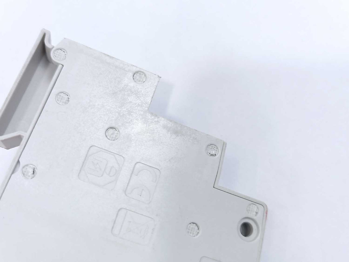 ABB 2CCA703040R0001 E213-16-001 Change over Switch 16A, Batch of 5 pcs.