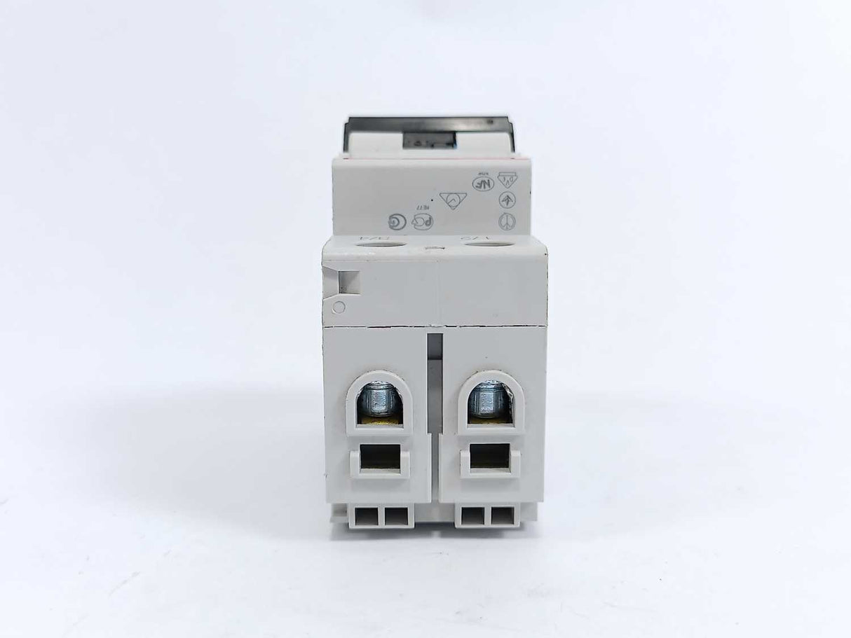 ABB 2CSR272140U1164 DS202C M C16 Circuit Breaker, 230V