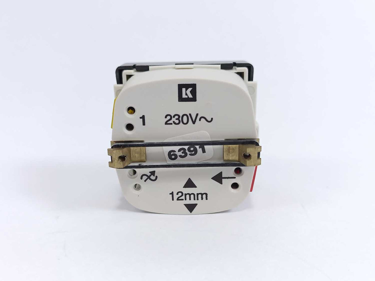 LK Fuga 506D8115 TOUCH Impulse Dimmer Insert 180LR, 10 67 002 655