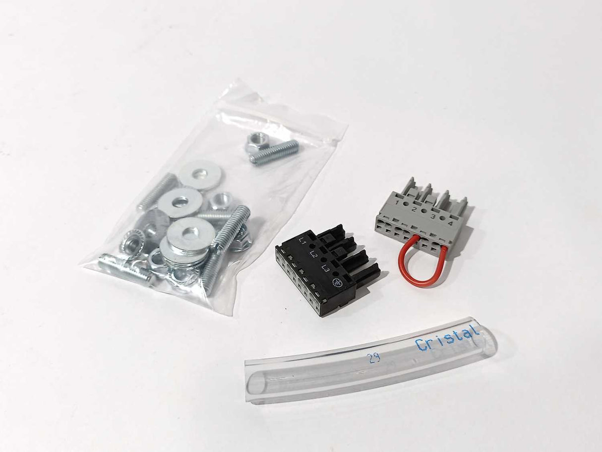 Schneider Electric NSYCU1K2 ClimaSys Cooling Unit 1200W Side 230V 50/60Hz