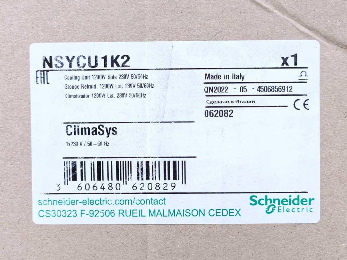Schneider Electric NSYCU1K2 ClimaSys Cooling Unit 1200W Side 230V 50/60Hz