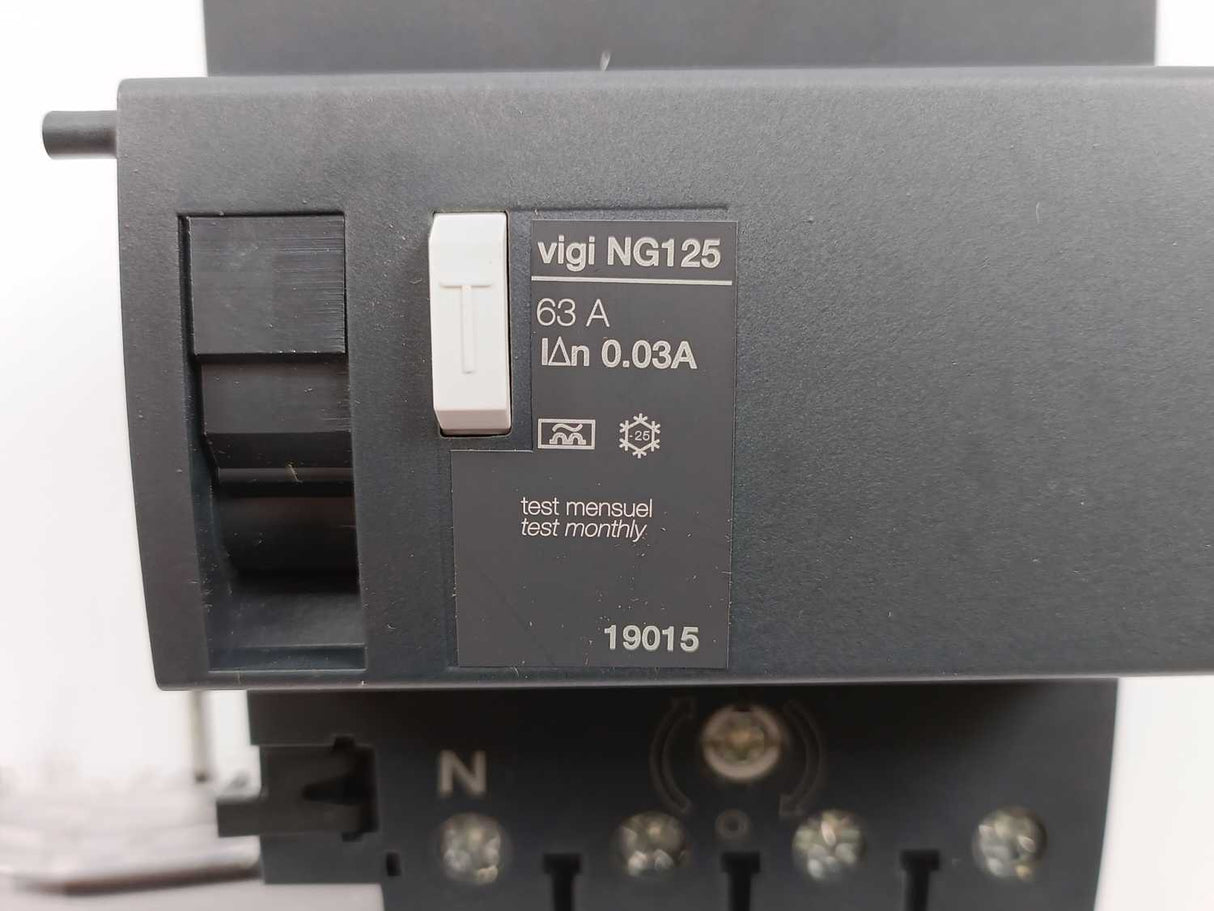 Schneider Electric 19015 Vigi NG125 RCD Block