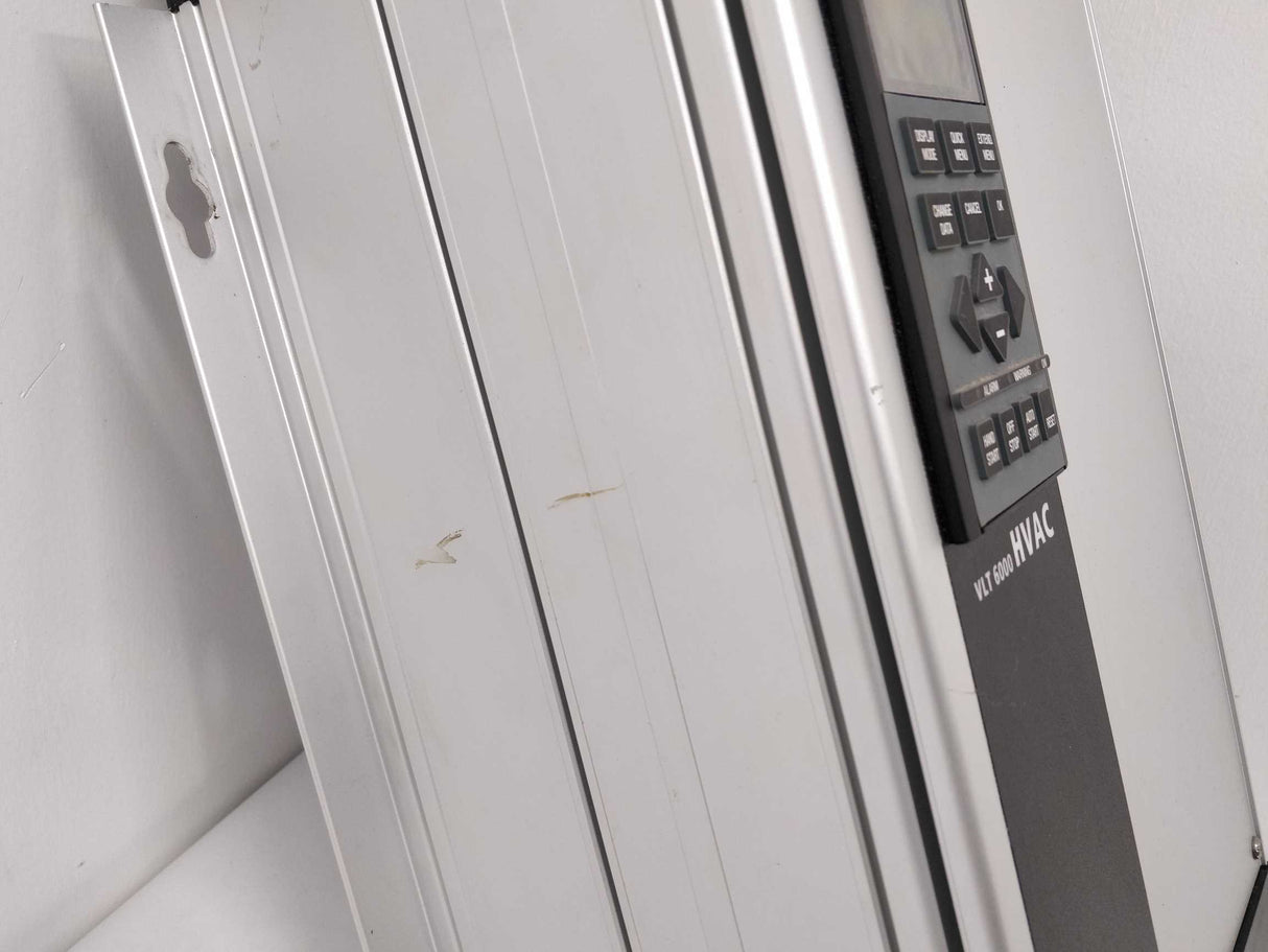 Danfoss 175Z7047 VLT6002HT4C54STR3DLF00