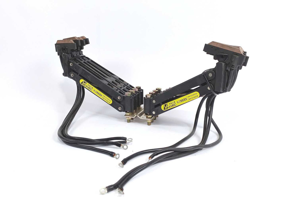 Kyec KY-AN3703 30A Current Collector for Safety Power Rail Systems Batch 8 Pcs.