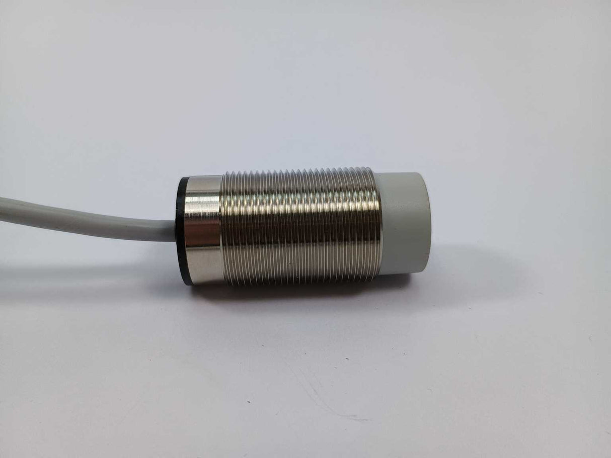 Micro Detectors AT1/AP-2A8R Inductive proximity switch