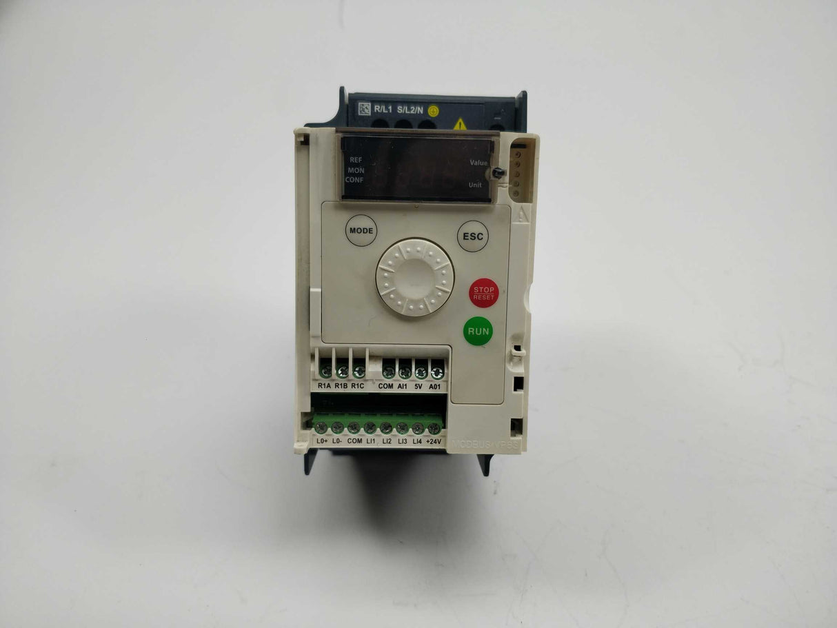 Schneider Electric ATV12H075M2 Frequency Converter ATV12 0.75kW,1HP,200-240V