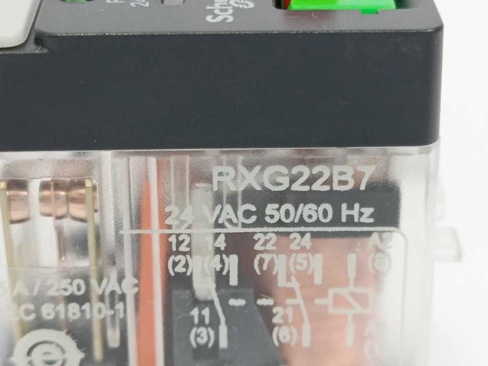 Schneider Electric RXG22B7 Harmony Interface Plug-in Relay Batch 10 Pcs.
