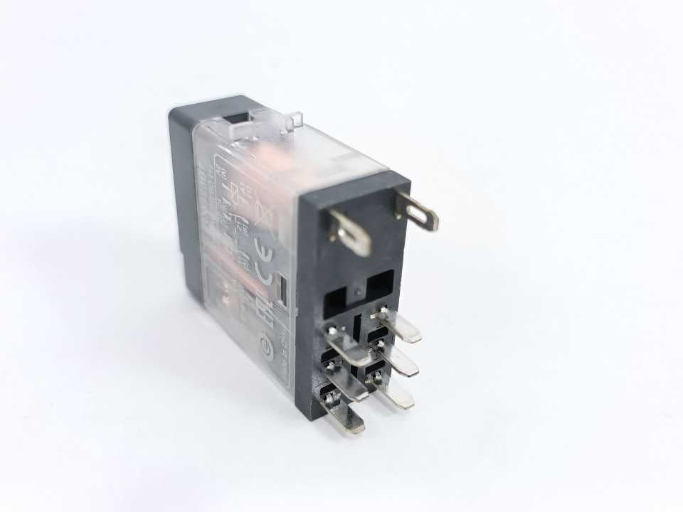Schneider Electric RXG23B7 Zelio Relay Batch 10 Pcs.