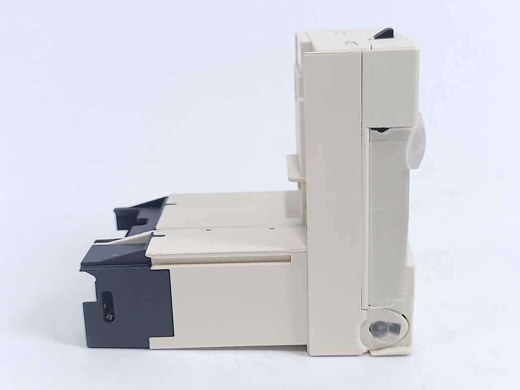 Schneider Electric LUCA1XFU Standard Control Unit