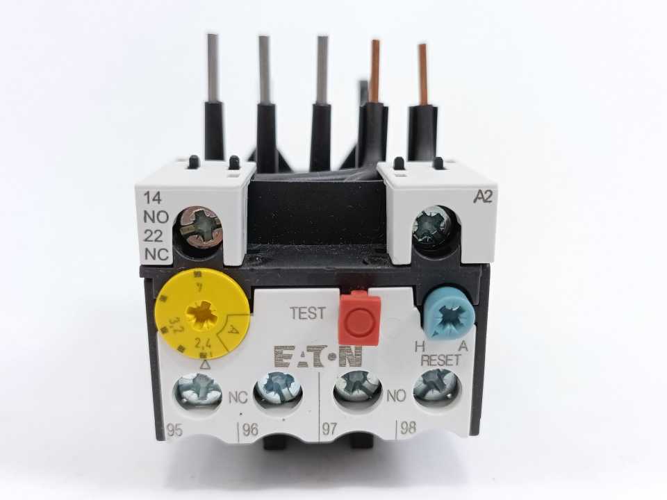 Eaton XTOB004BC1 ZB12-4 Overload Relay 2.4-4A