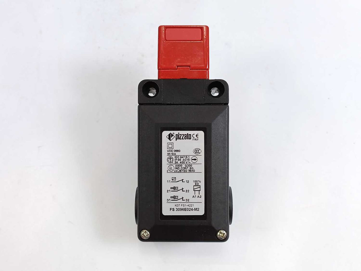 Pizzato FS 3096E024-M2 Safety Switch With Seperate Actuator With Lock