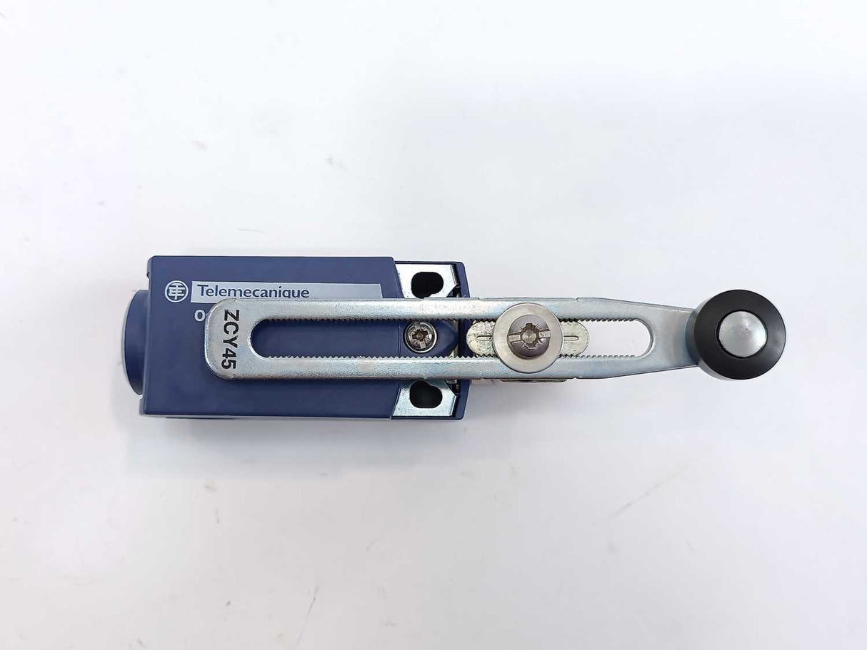 TELEMECANIQUE XCKP2145P16 Osiswitch Limit Switch Roller Lever Push-Button