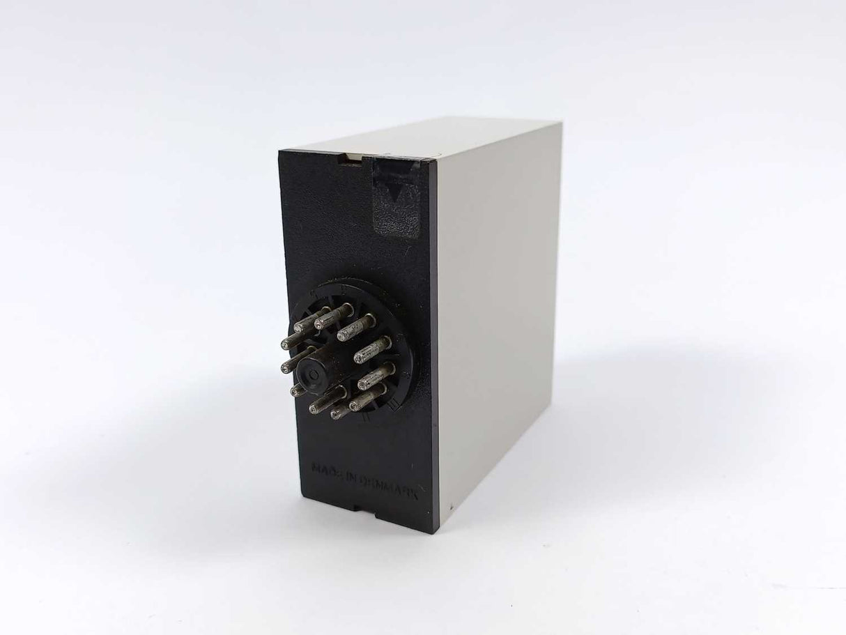 Electromatic SA 205 024 / SA205024 0,8-18 sec. 24 VAC Relay. Delay on Operate