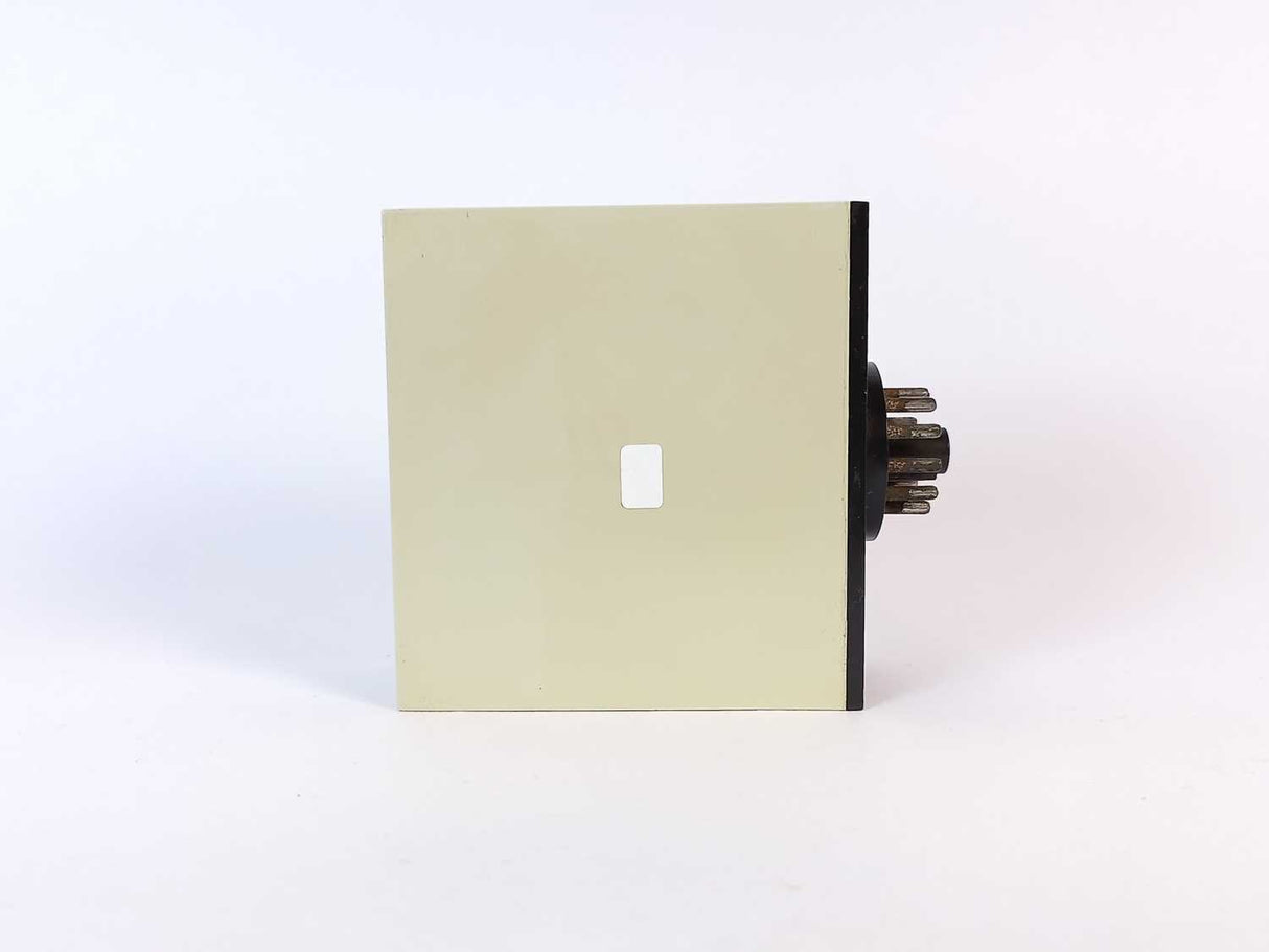 Electromatic SV 210 220 Cond. Liquids Dual Level Relay