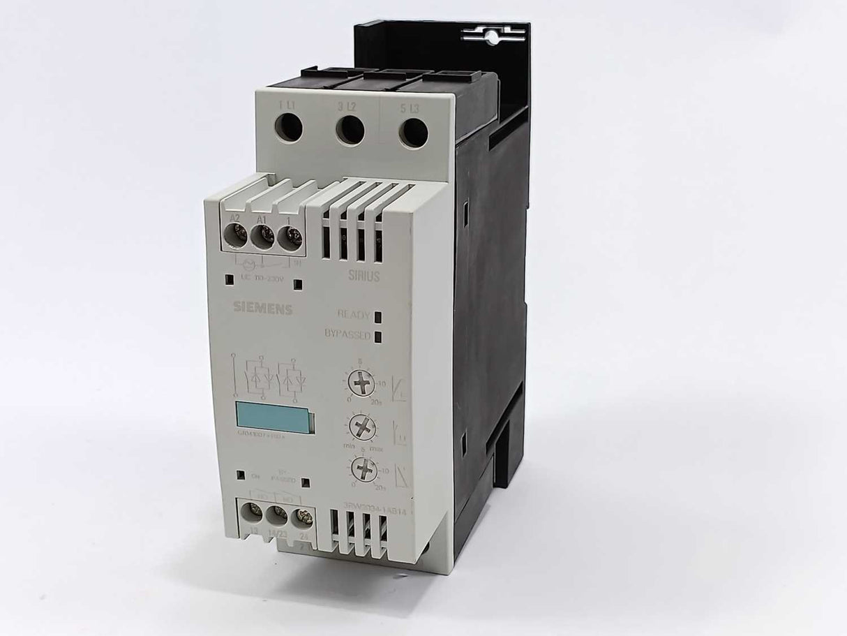 Siemens 3RW3034-1AB14 SIRIUS Soft Starter 32A/15KW