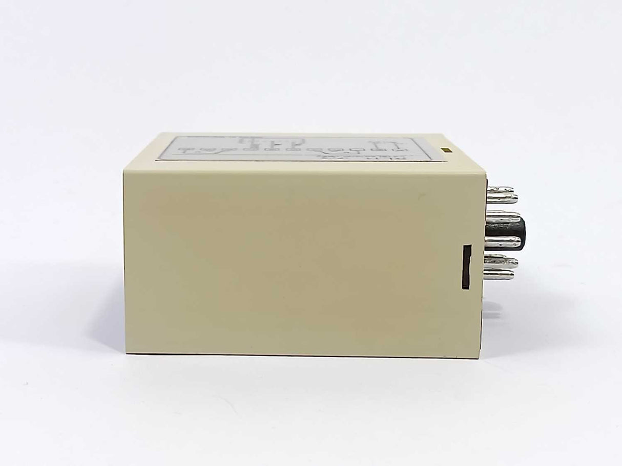 C-mac RL11F-2-1-230 Level Control Relay