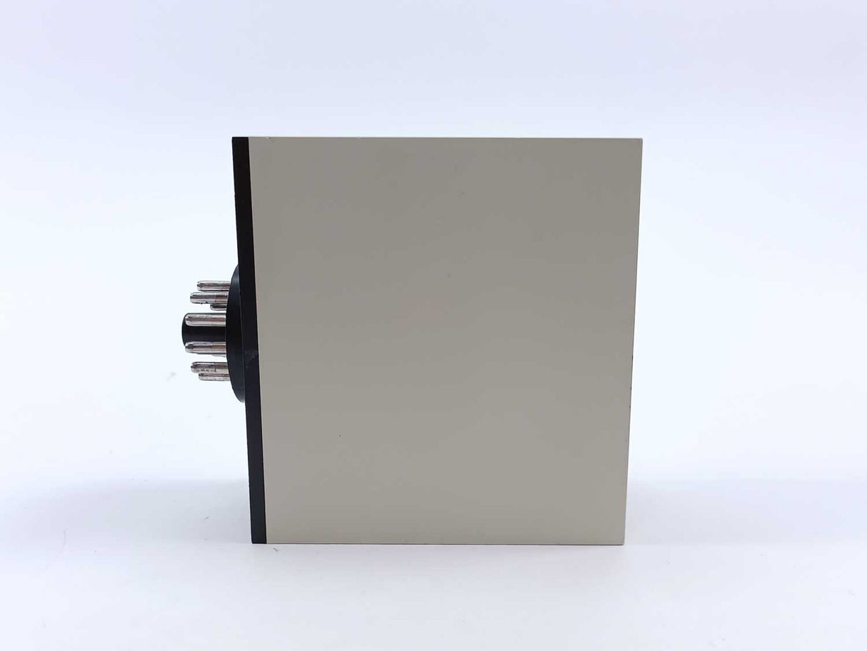 Electromatic SV 110 230 Cond. Liquids Dual Level Relay