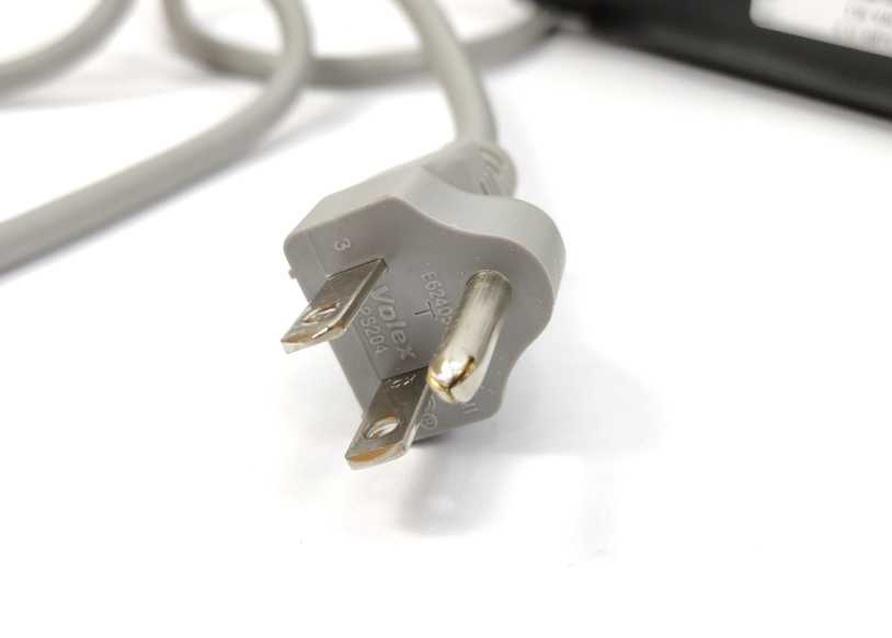 JDS Uniphase 1101P 1201-1 Helium-Neon Laser set, 1.5mW 110V