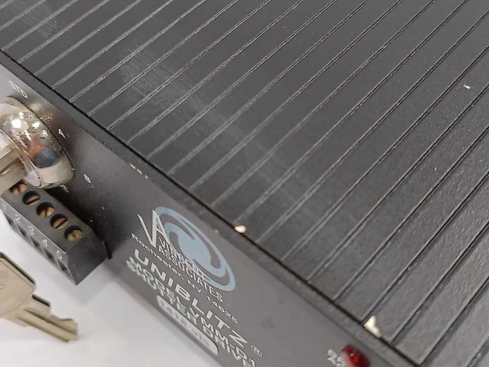 Uniblitz VMM-D1 Shutter Driver Controller