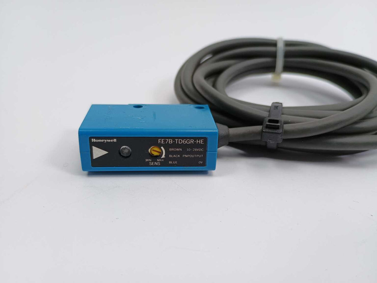 Honeywell FE7B-TD6GR-HE Photoelectric Sensor
