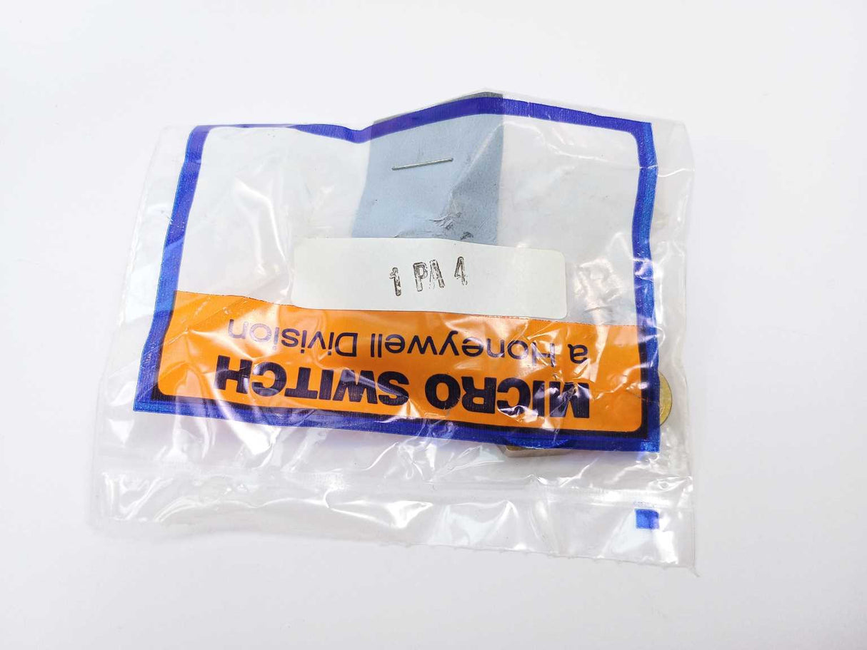 Honeywell BZ-3YQ69T Basic Snap Action Switch with 1PA4