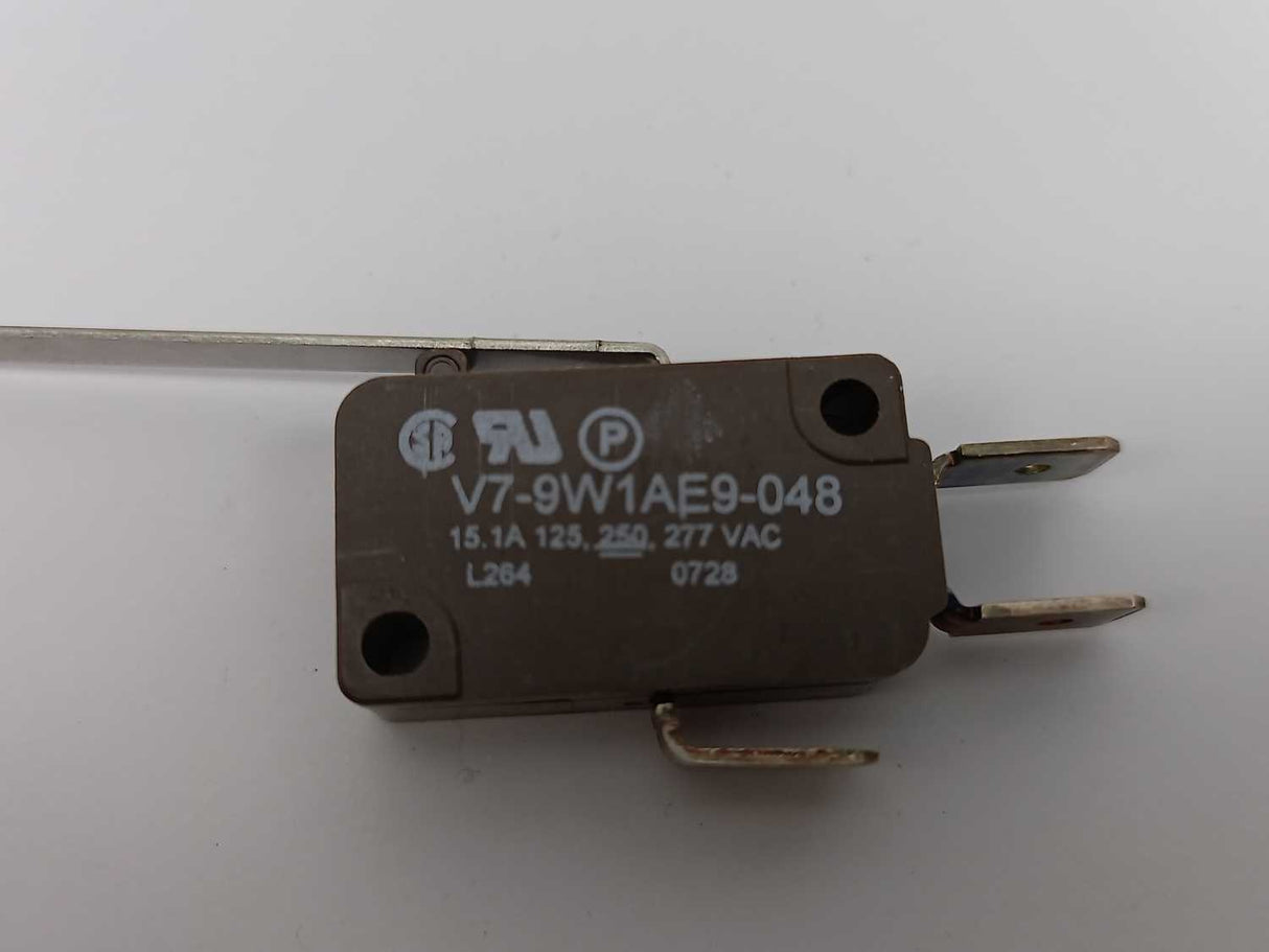 Micro switch V7-9W1AE9-048 Basic Switch 2 Pcs.