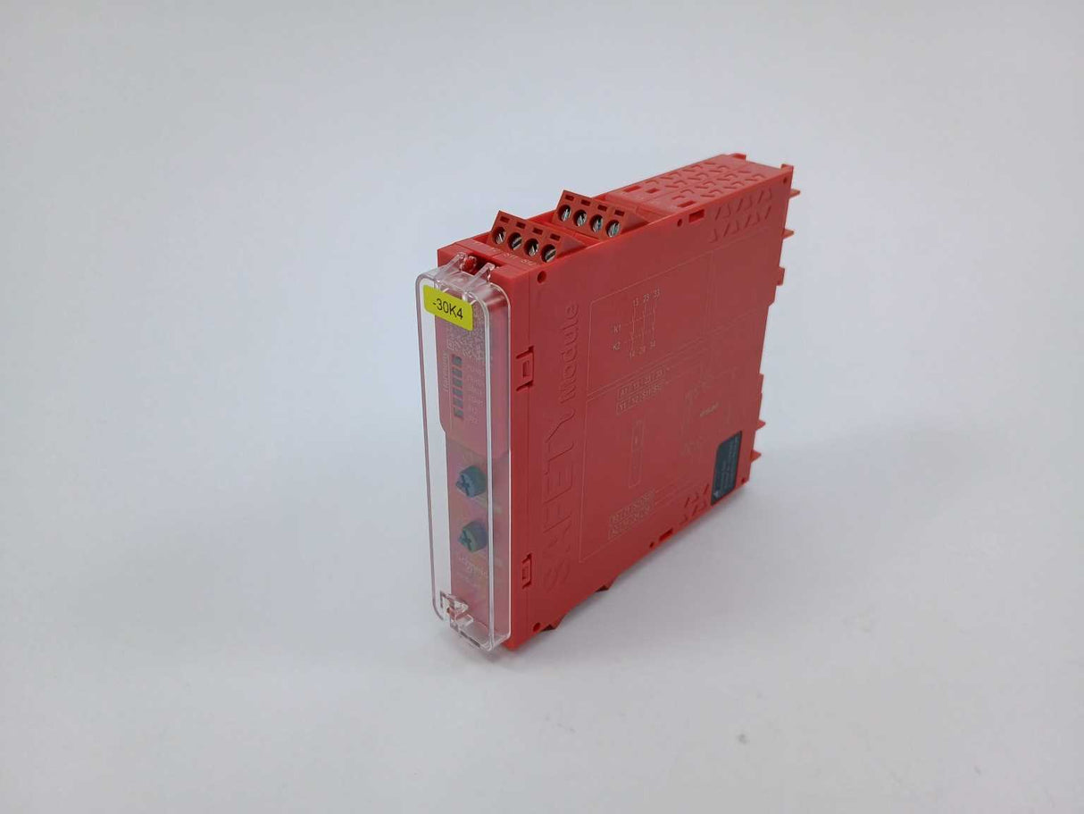 Schneider Electric XPSUAF13AP Safety Module