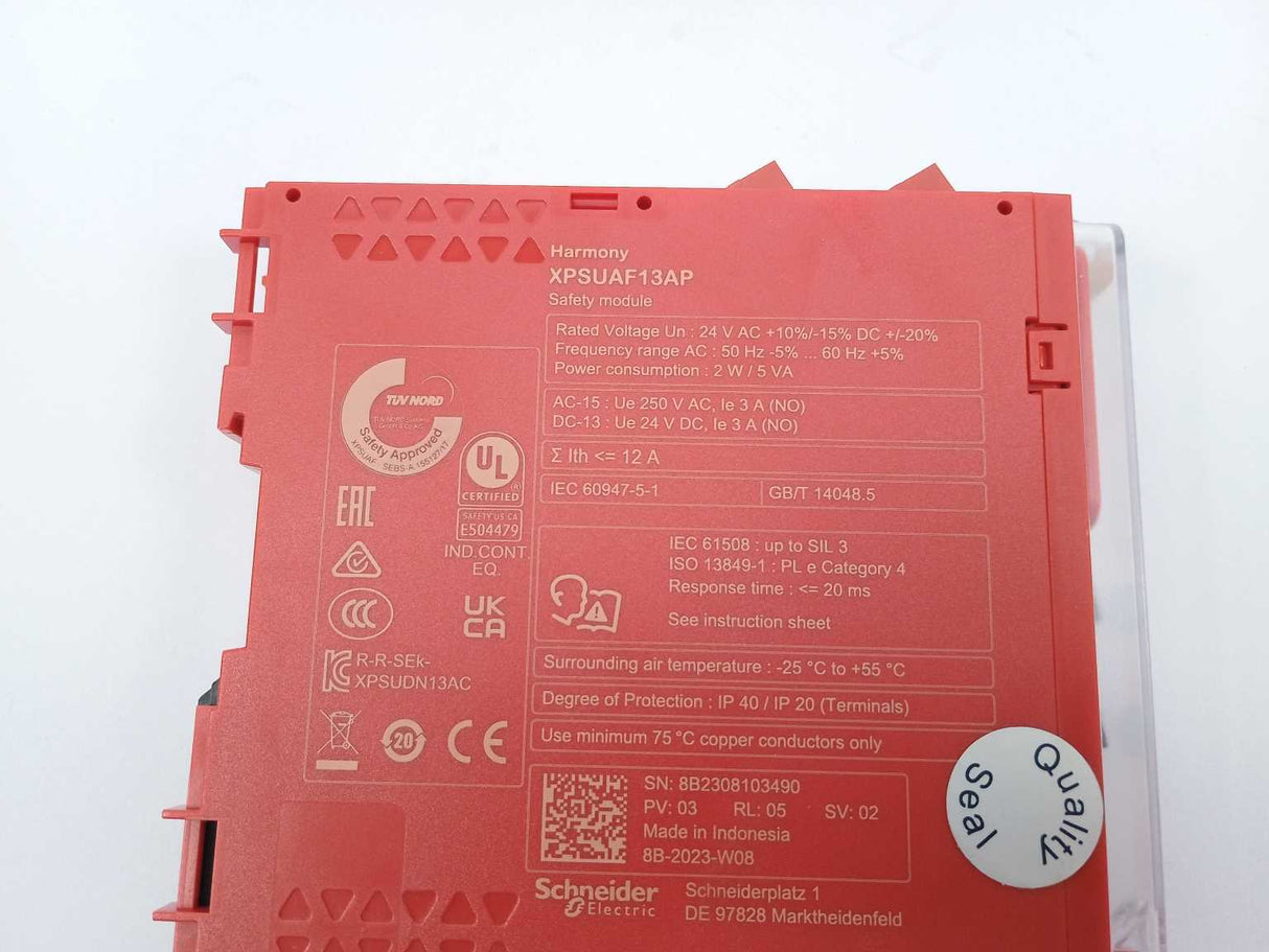 Schneider Electric XPSUAF13AP Safety Module
