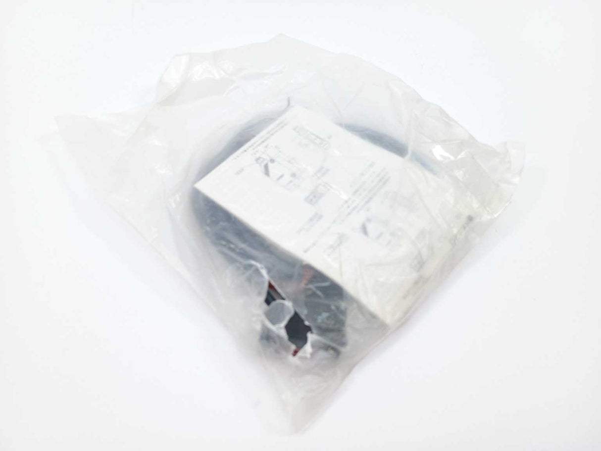 OMRON E3Z-R81 PHOTOELECTRIC SWITCH 2m 12-24 V DC