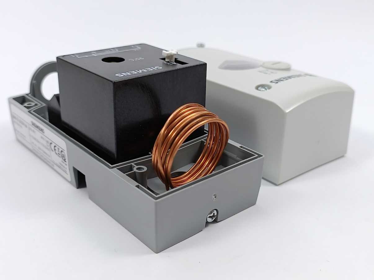 Siemens S55700-P100 RAK-ST.010FP-M - Safety temperature limiter fixed 95 °C