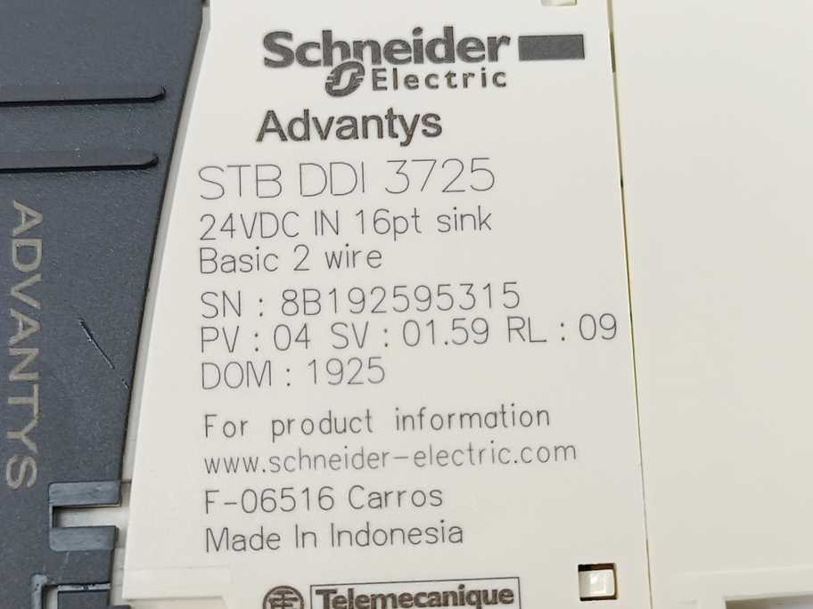 Schneider Electric STBDDI3725KS Basic digital input module, Modicon STB, 24V DC