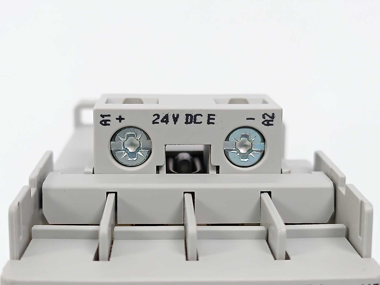 AB 100-C16EJ01 Ser.B Contactor 24VDC