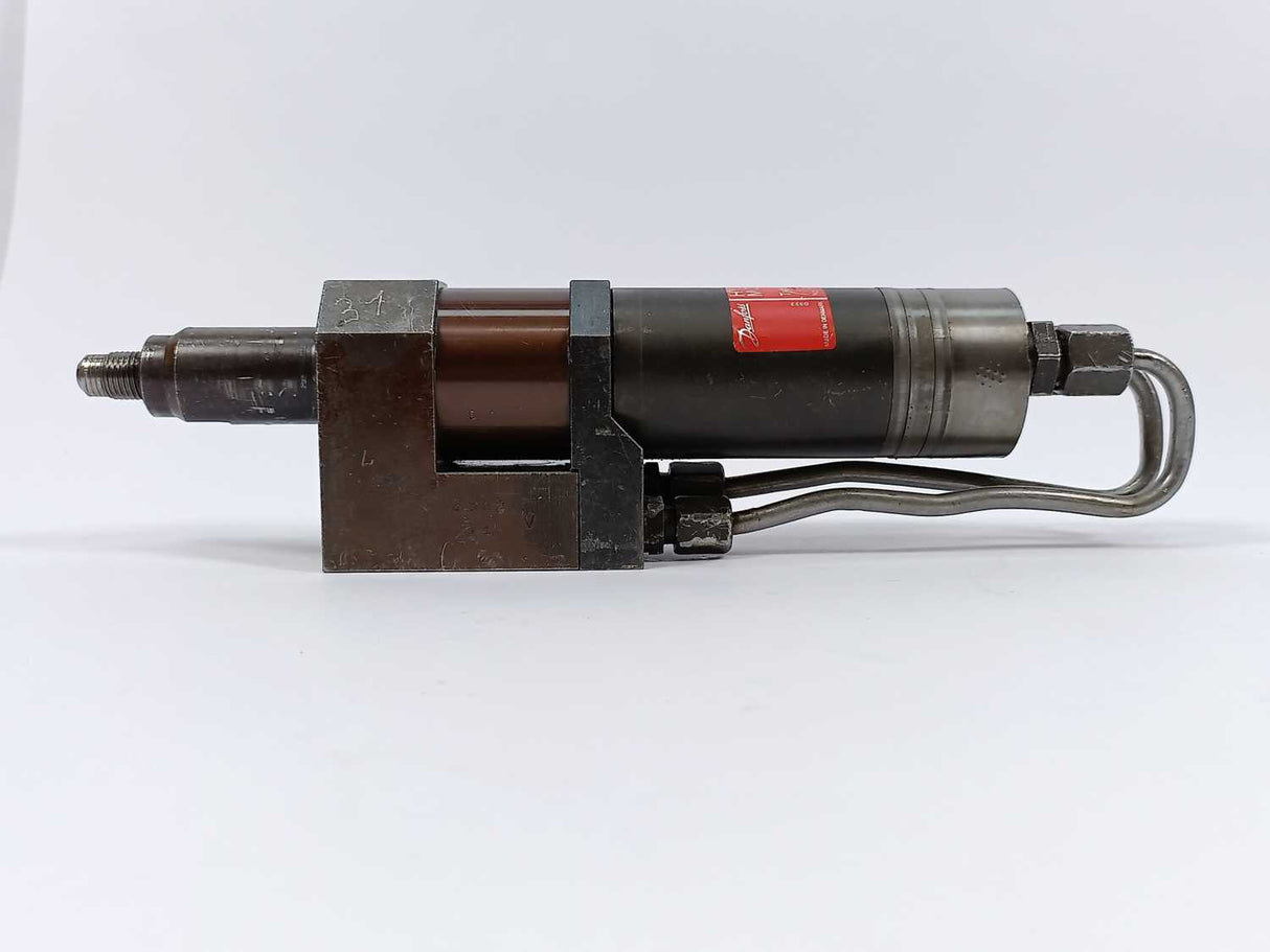 Danfoss 151G2002 OML 12.5 Hydraulic Motor w/ T151L 1500-32