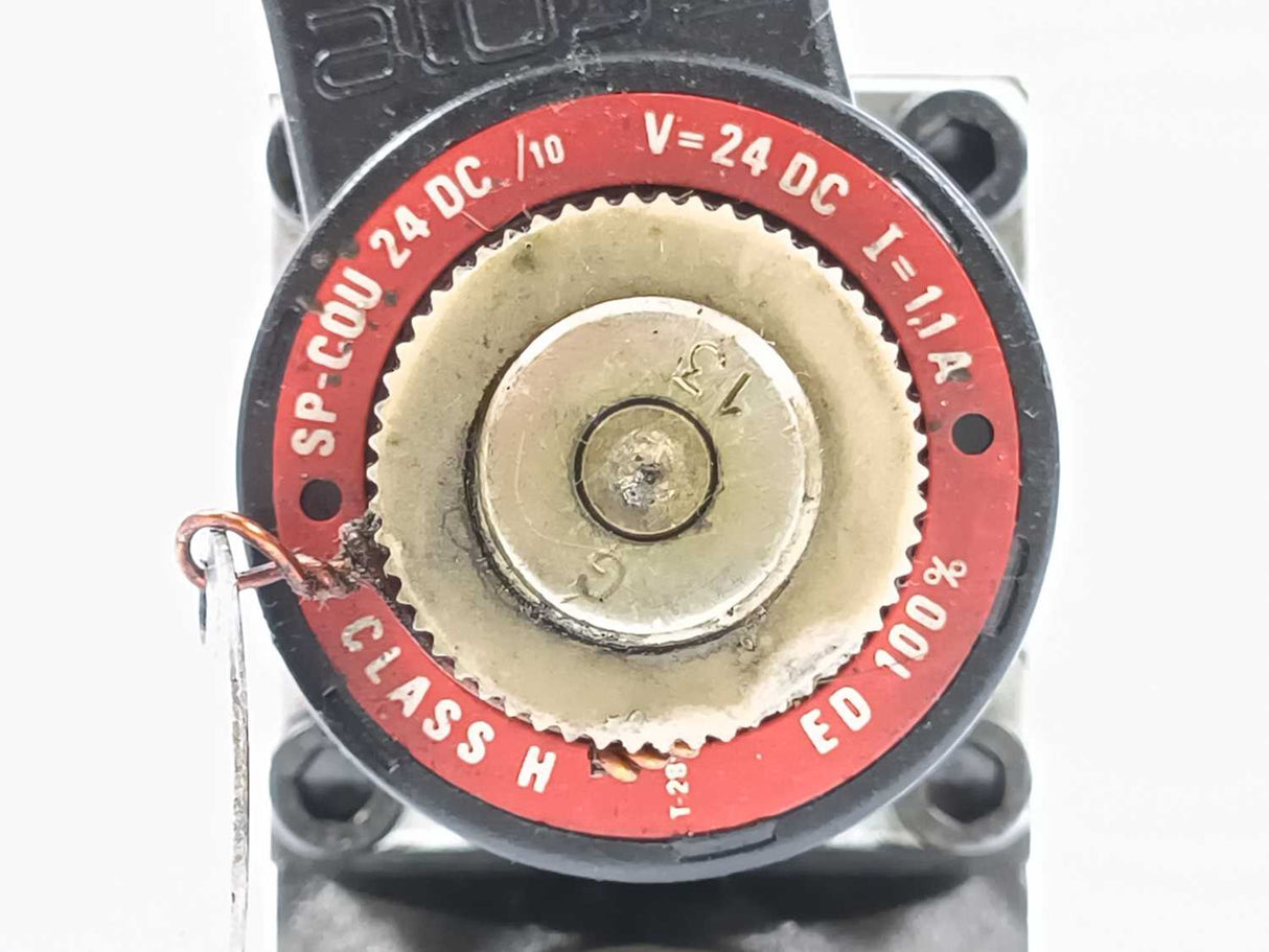 Atos DHU-0713 /13-90 Solenoid Directional Valve w/ HR-012 /34
