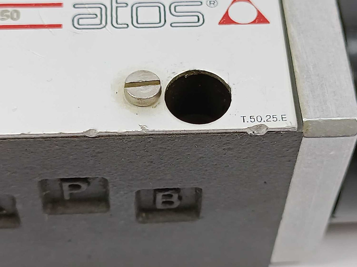 Atos DHS-718 /50 Solenoid-Operated Directional Valve