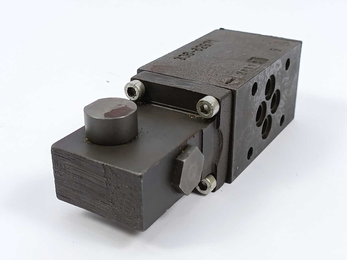 Denison Hydraulics 4D01 3446 0304 B1 Valve