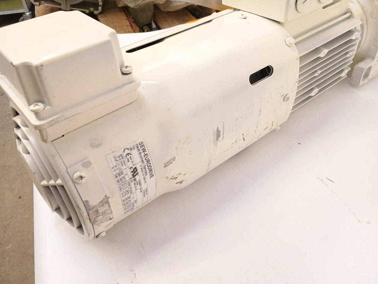 SEW-EURODRIVE  R37 DRS80M4BE2/ES7S/V 01.1794765101.0001.12