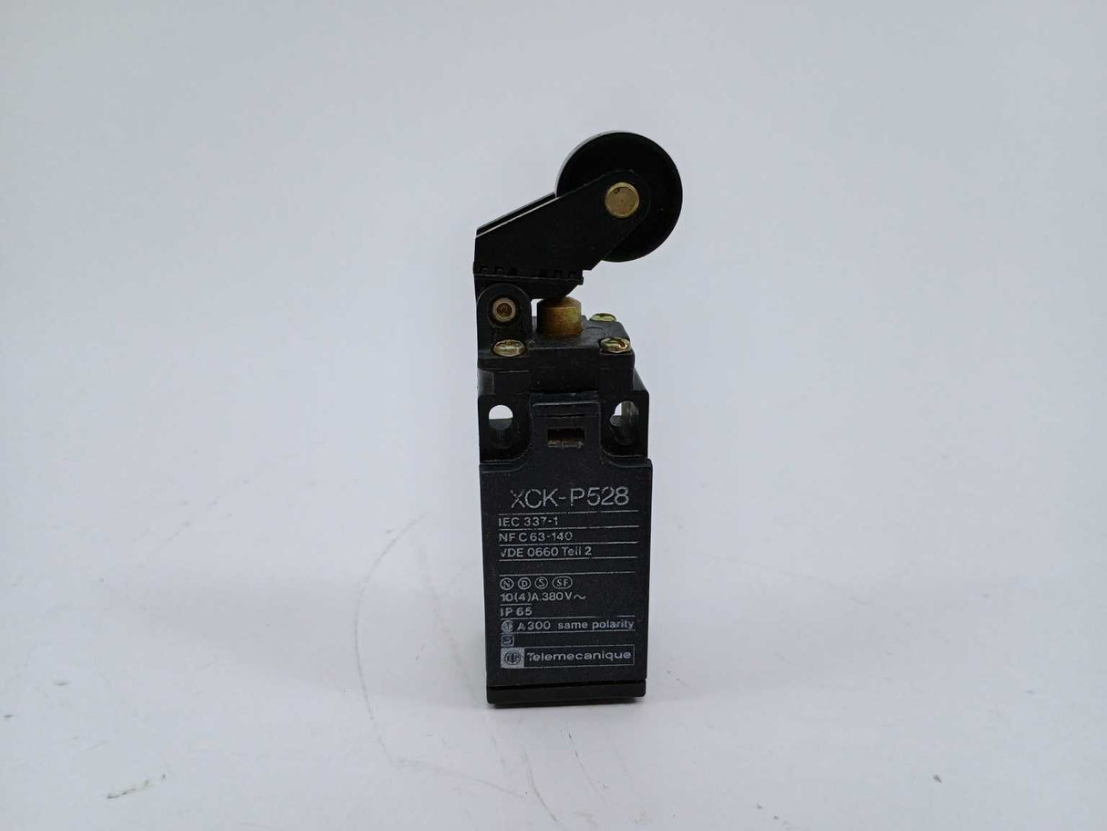 TELEMECANIQUE XCK-P528 Limit Switch