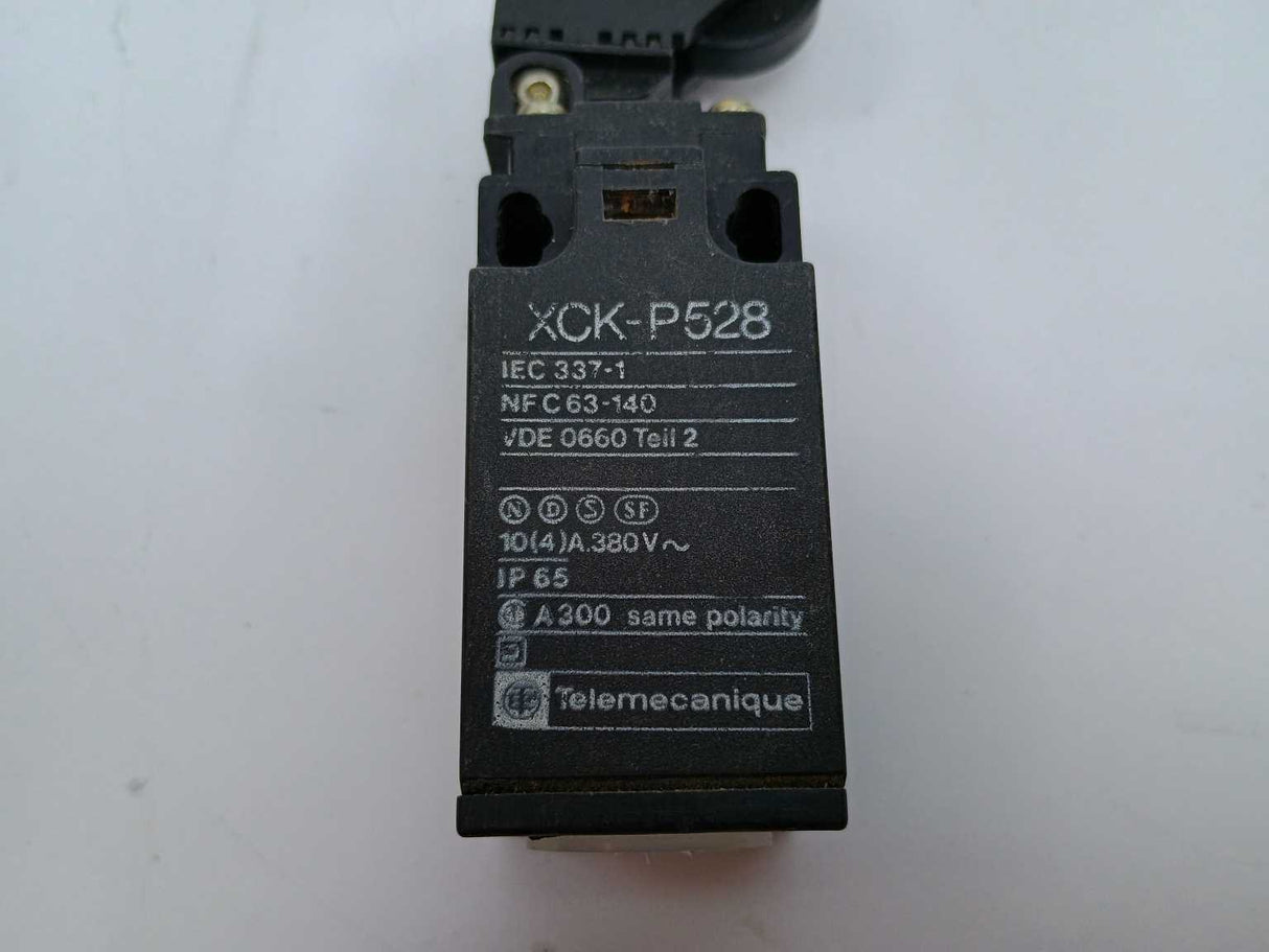 TELEMECANIQUE XCK-P528 Limit Switch