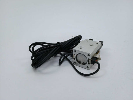 Eracon RSH-20C Pneumatic Mini Hand w/ 2 Cables