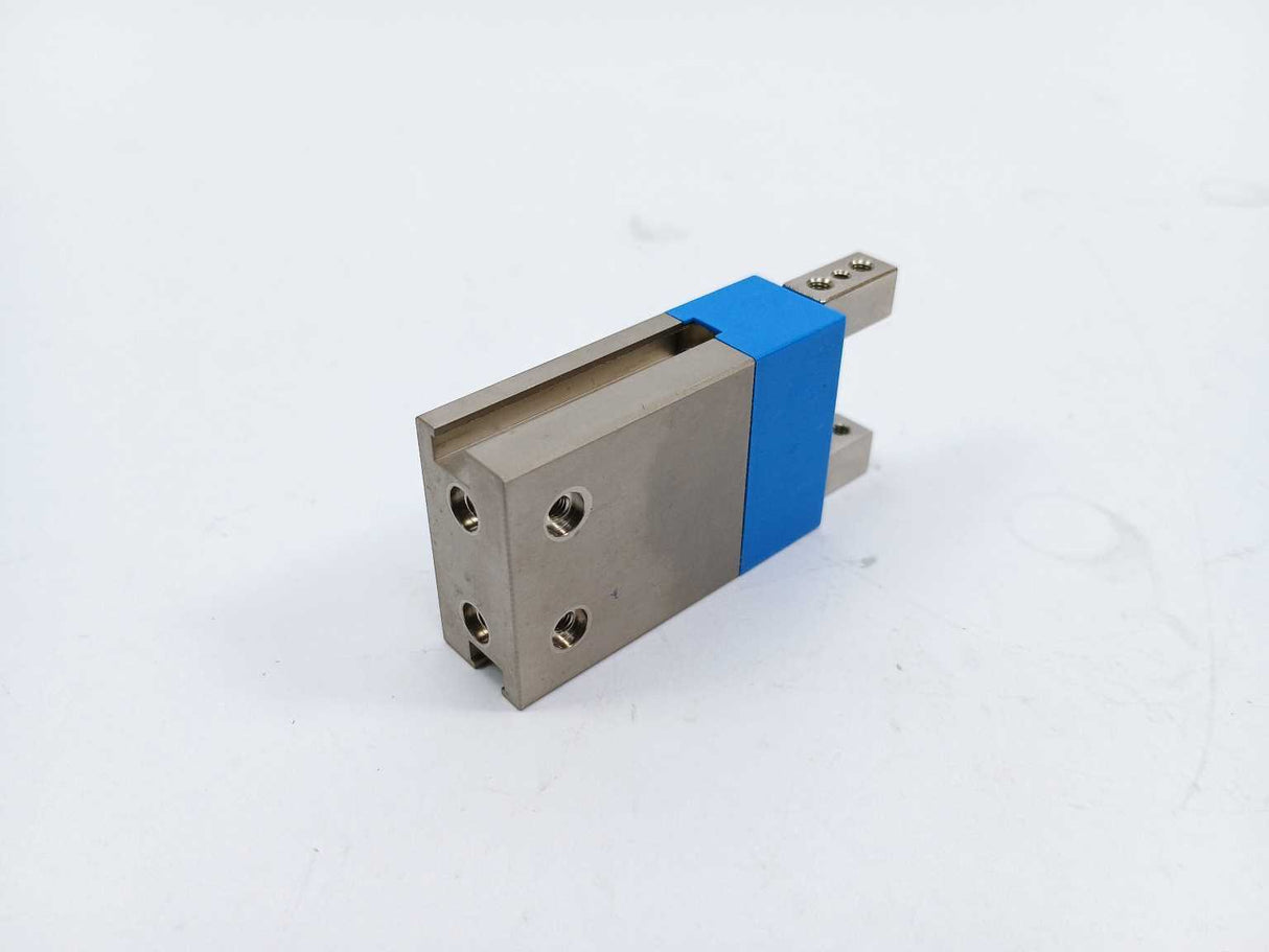 Festo 161825 HGP-10-A Parallelgreifer