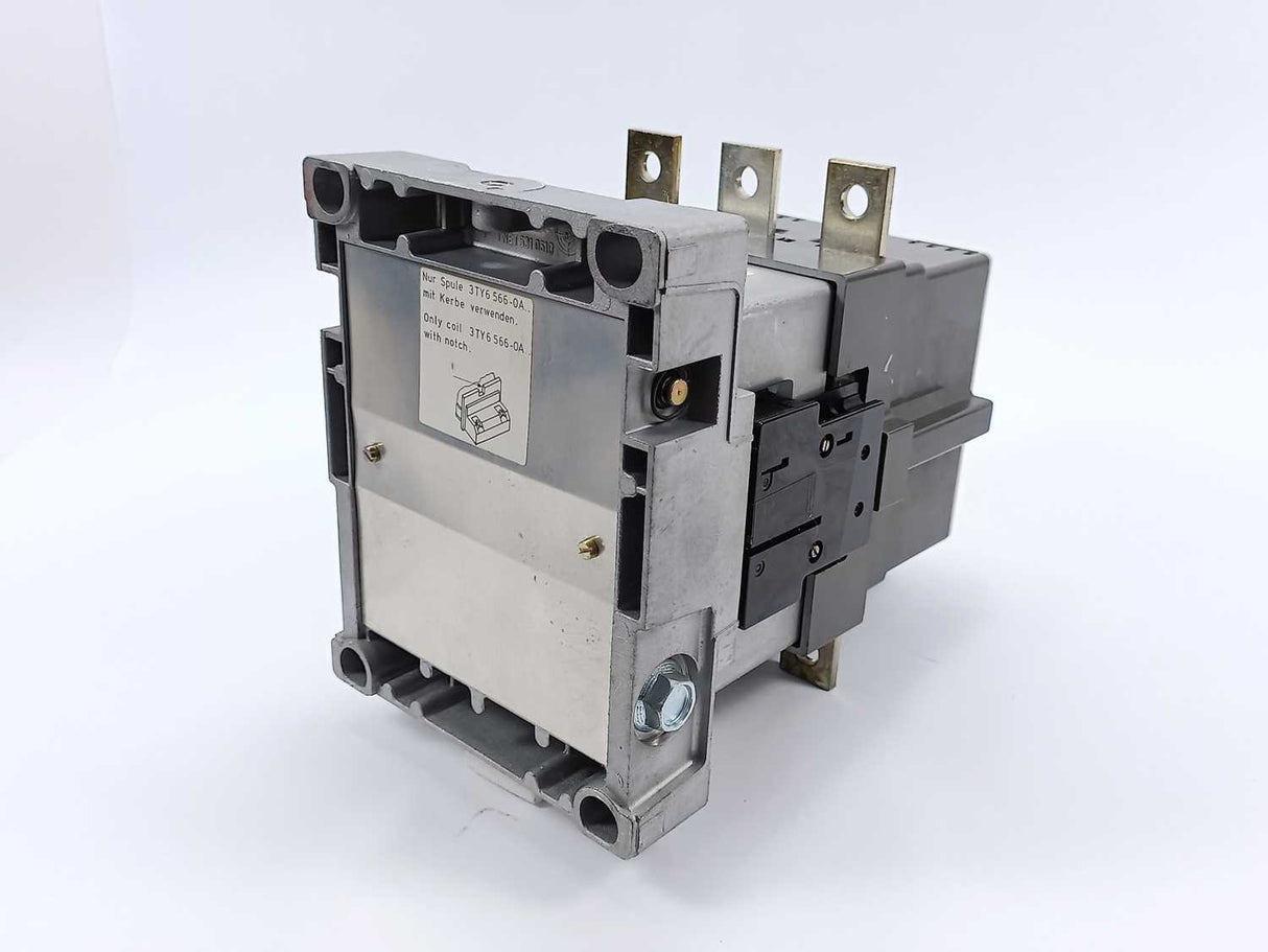 Siemens 3TB5617-0A 3 - Phase Contactor, Coil 264V 60Hz