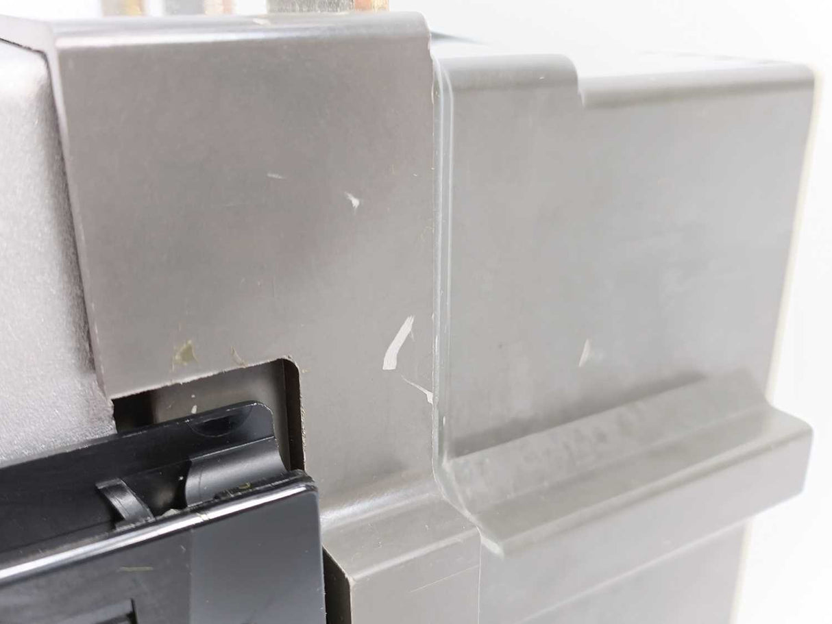 Siemens 3TB5617-0A 3 - Phase Contactor, Coil 264V 60Hz