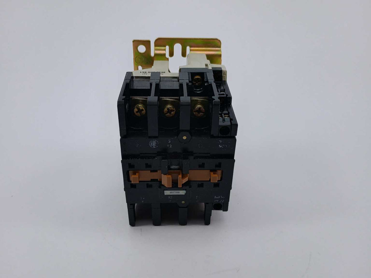 TELEMECANIQUE LC1-D403B7 Contactor 11032 with LX6-D40 0246